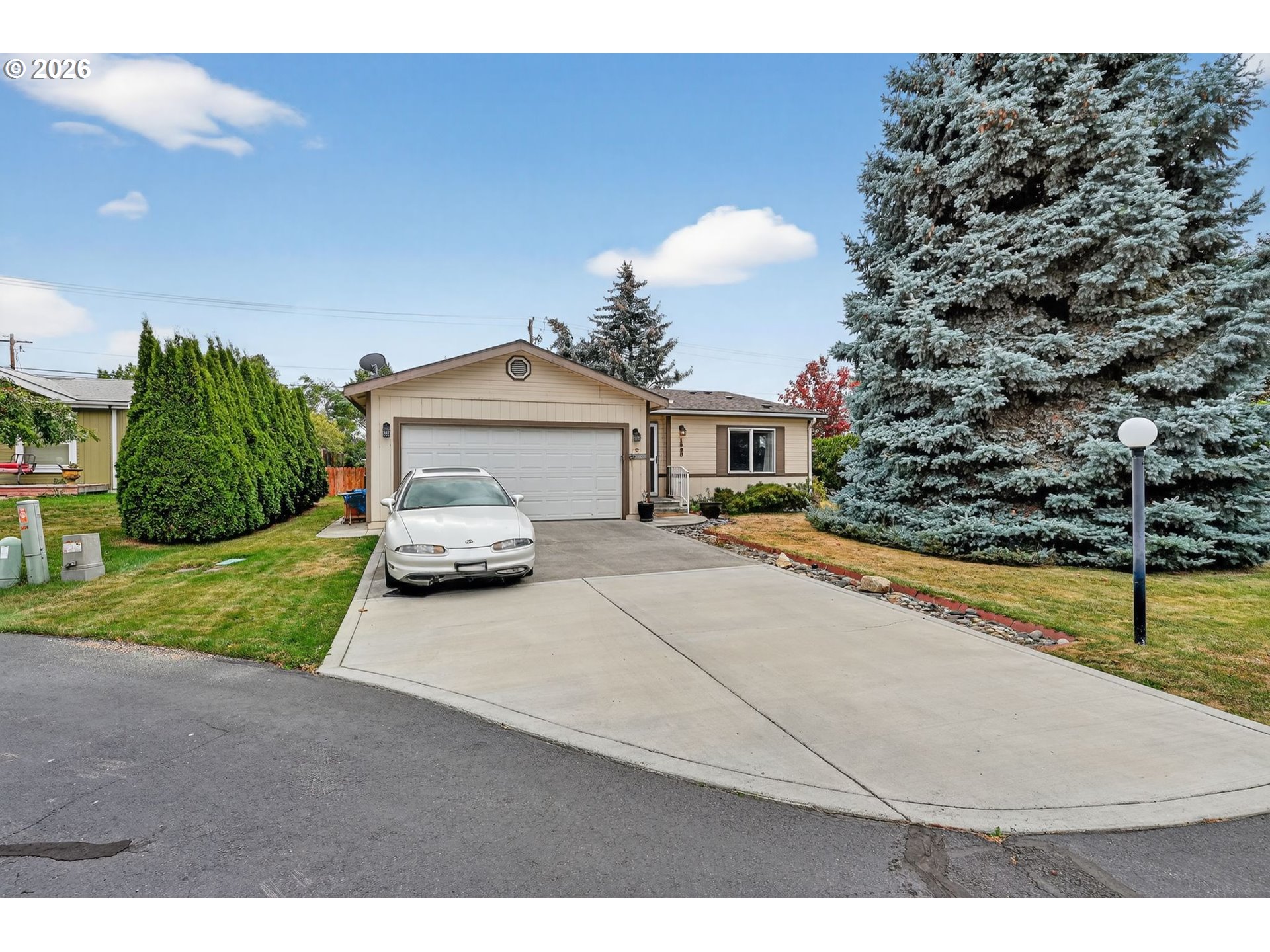 1620 Northeast 6th Street Redmond, OR 97756 - Photo 2 of 25 a house view with a backyard space