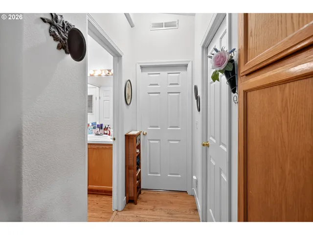 $299,000 | 1620 Northeast 6th Street, Redmond, OR 97756