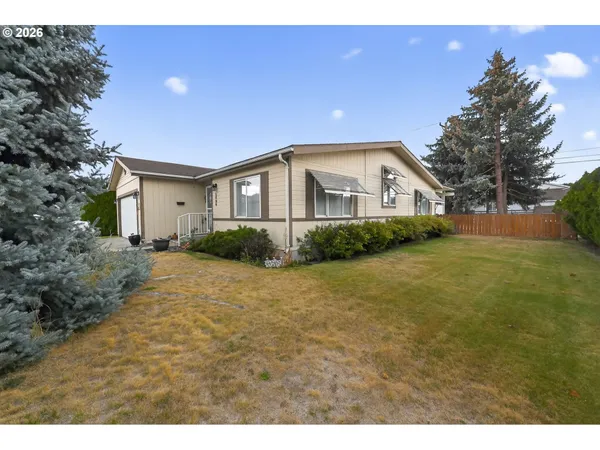$299,000 | 1620 Northeast 6th Street, Redmond, OR 97756