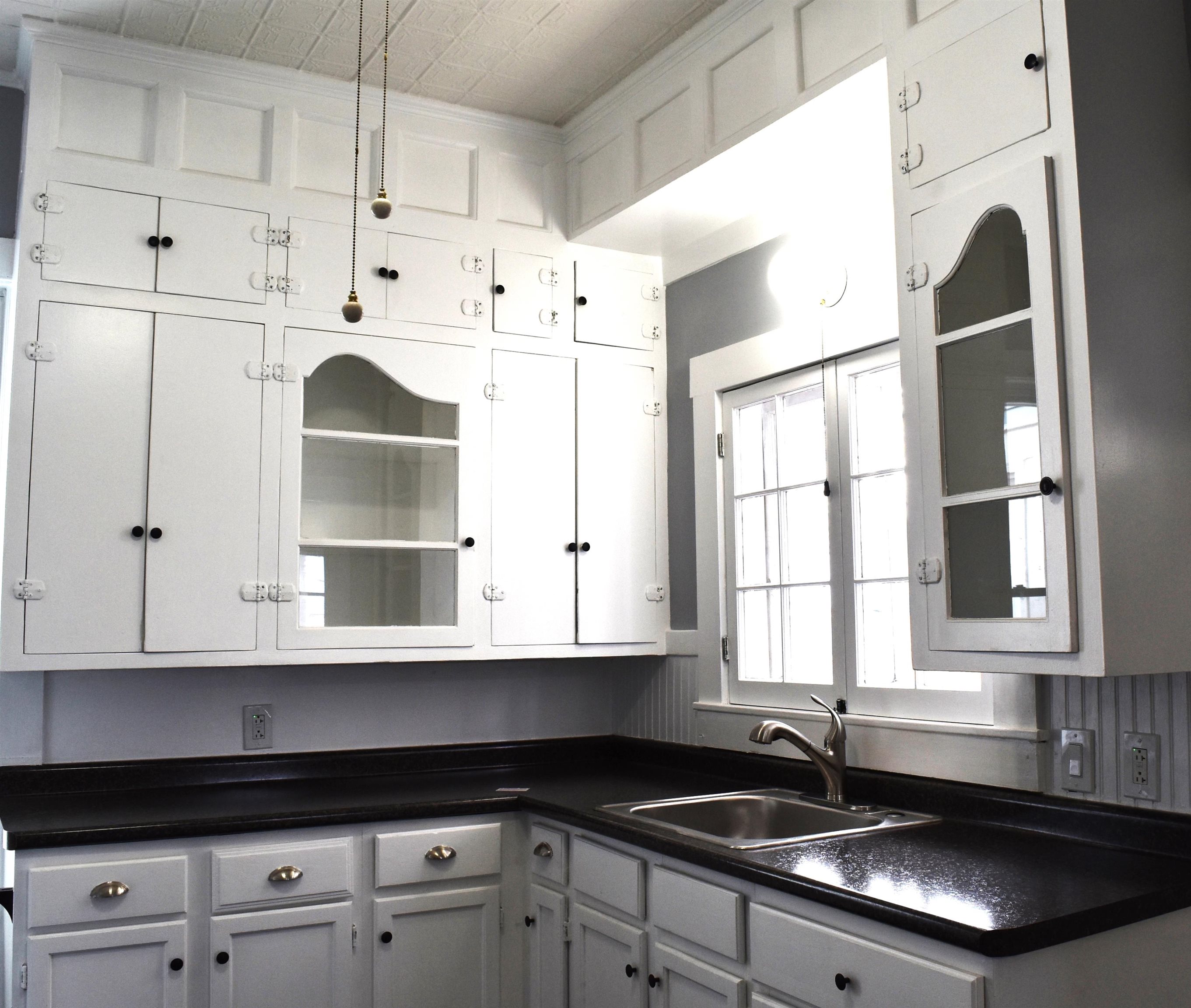 26 Nichols Street Rutland, VT 05701 - Photo 5 of 39