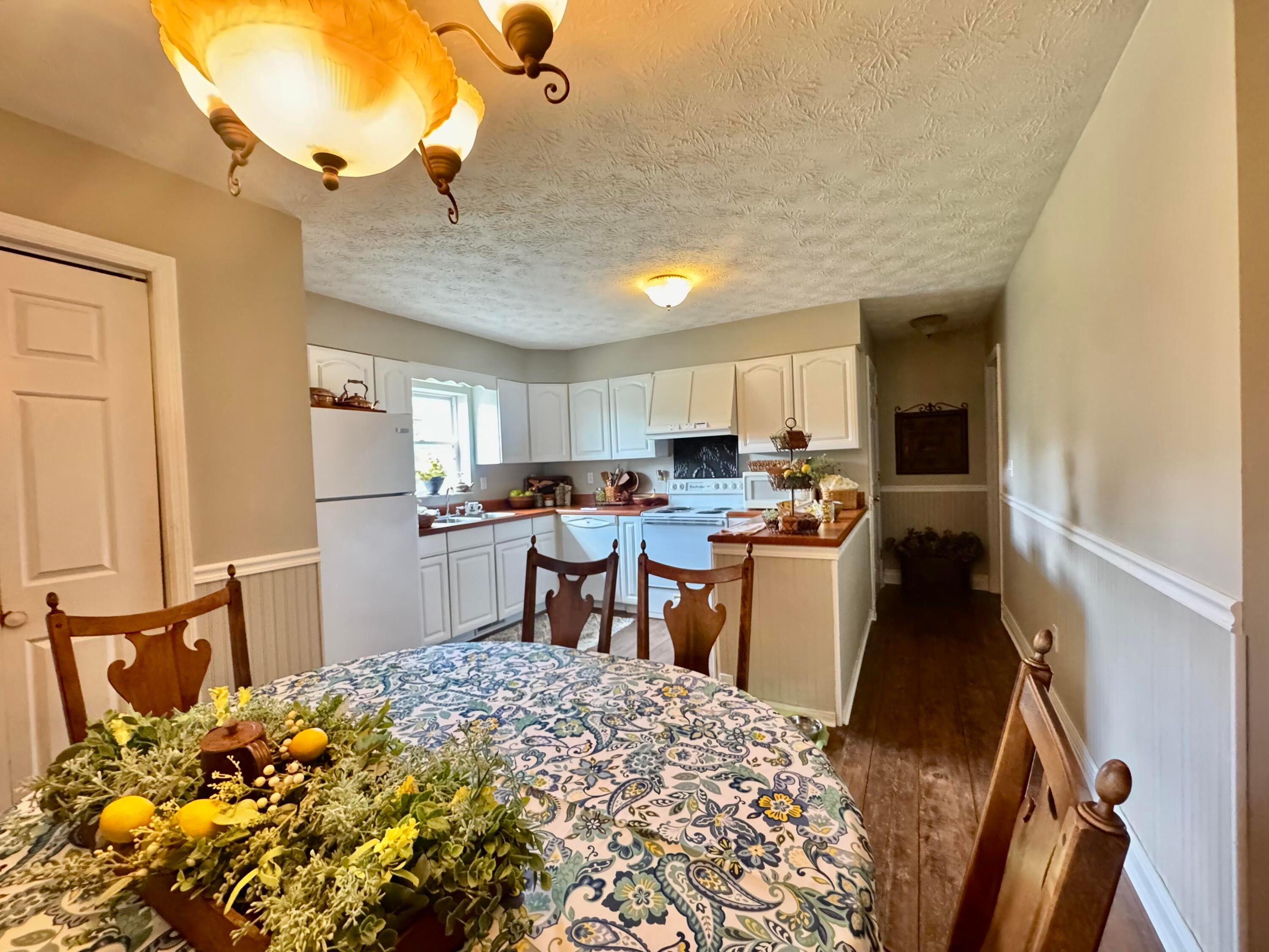 39 Merritts Crk Road Huntington, WV 25702 - Photo 9 of 70 Gallery Image 9