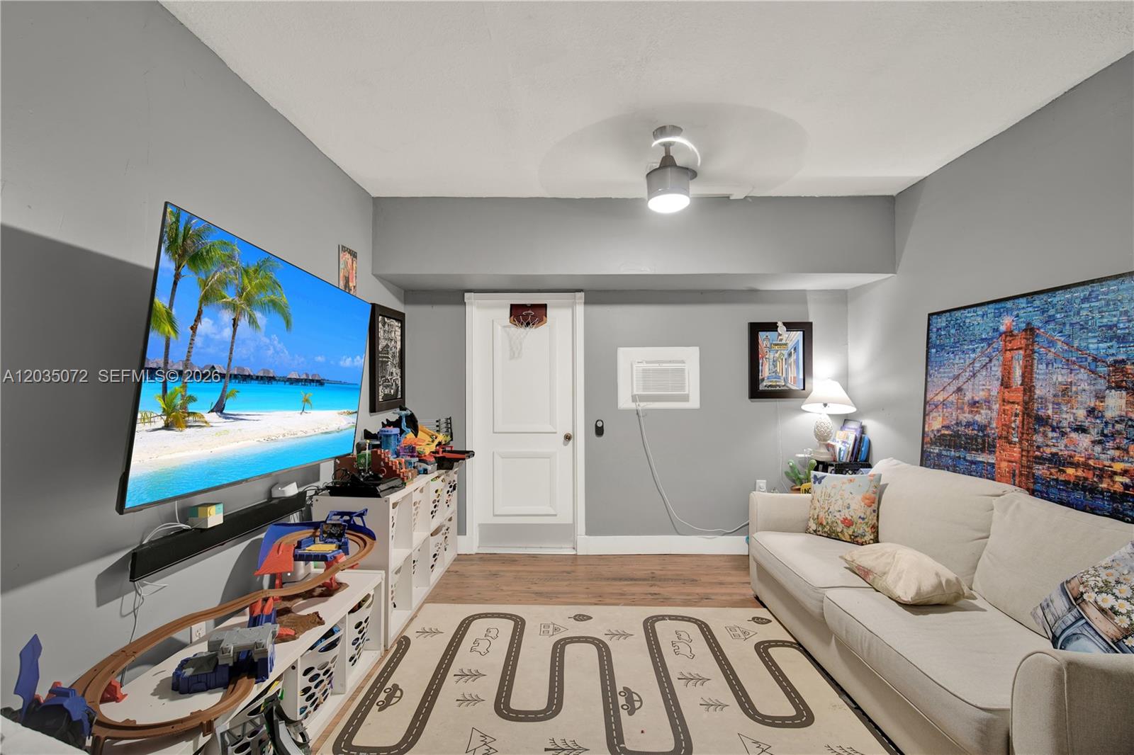 10044 Southwest 137th Place Miami, FL 33186 - Photo 30 of 38