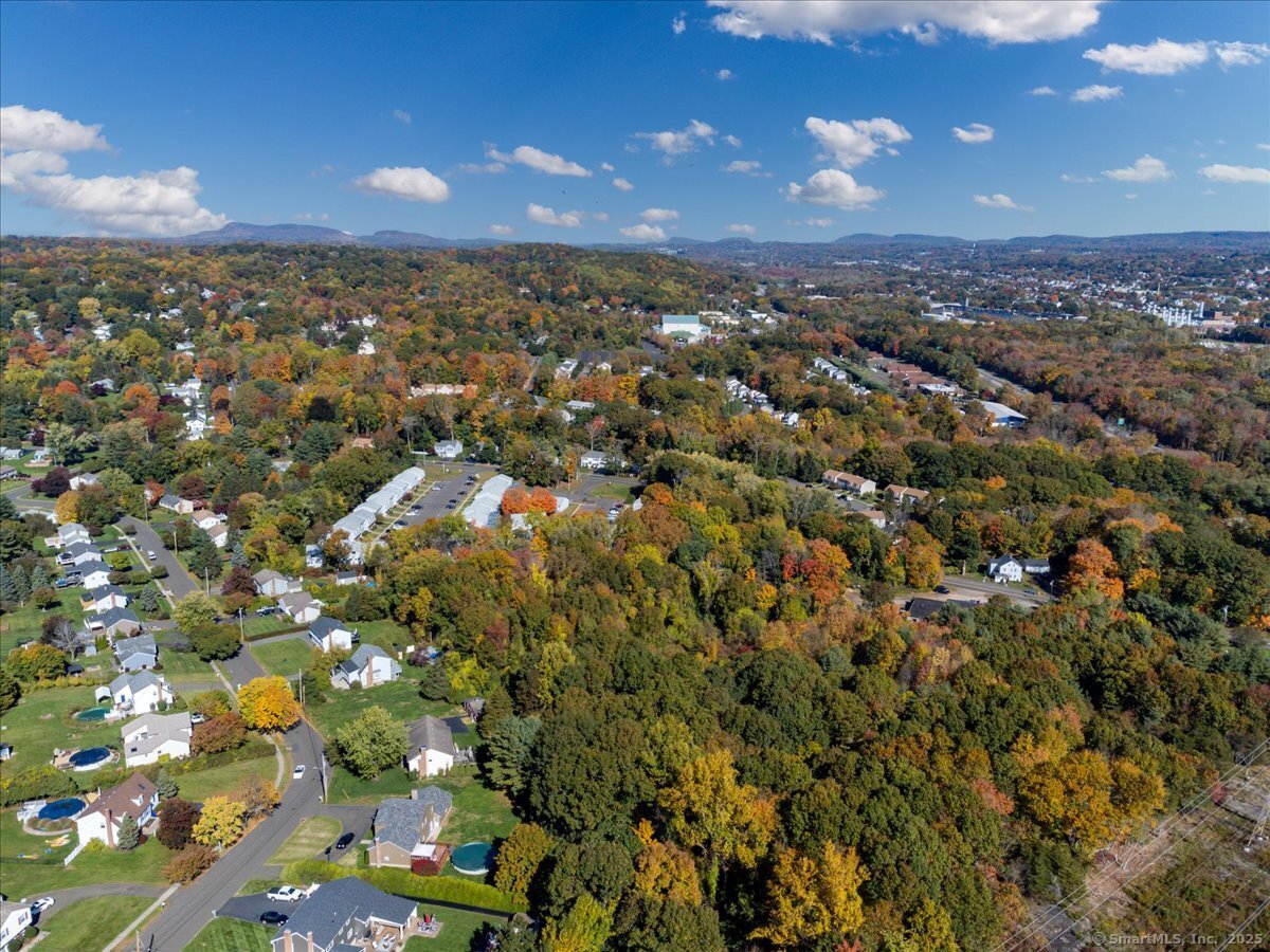 36 R Nod Brook Road Wallingford, CT 06492 - Photo 4 of 13 a view of a city