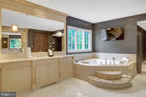 $30,000 | 860 Nicholas Run Drive, Great Falls, VA 22066