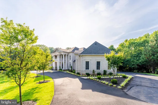 $30,000 | 860 Nicholas Run Drive, Great Falls, VA 22066