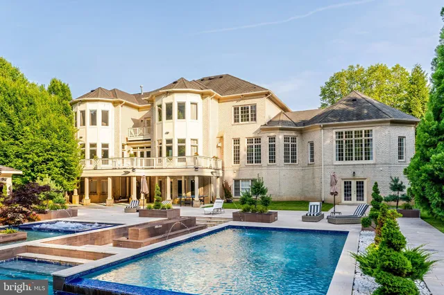 $30,000 | 860 Nicholas Run Drive, Great Falls, VA 22066