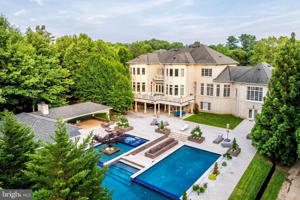 $30,000 | 860 Nicholas Run Drive, Great Falls, VA 22066