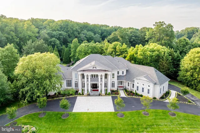 $30,000 | 860 Nicholas Run Drive, Great Falls, VA 22066