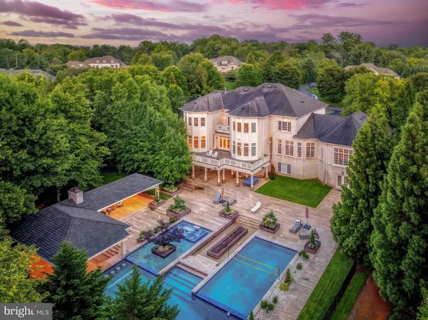 $30,000 | 860 Nicholas Run Drive, Great Falls, VA 22066