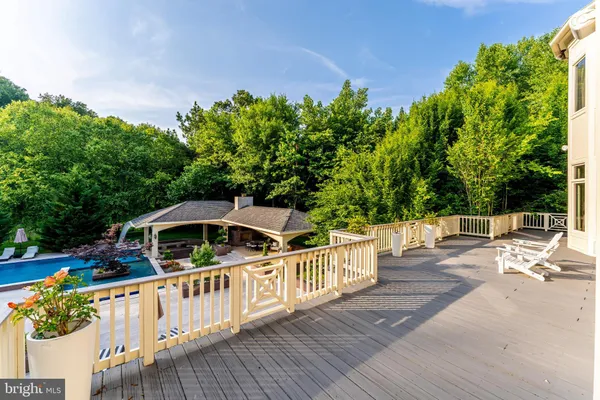 $30,000 | 860 Nicholas Run Drive, Great Falls, VA 22066