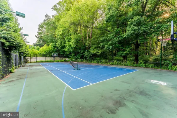 $30,000 | 860 Nicholas Run Drive, Great Falls, VA 22066