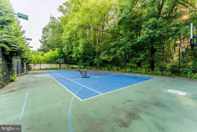 $30,000 | 860 Nicholas Run Drive, Great Falls, VA 22066