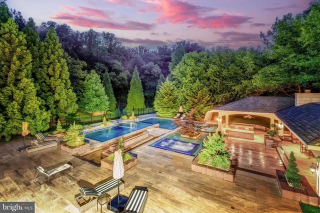 $30,000 | 860 Nicholas Run Drive, Great Falls, VA 22066