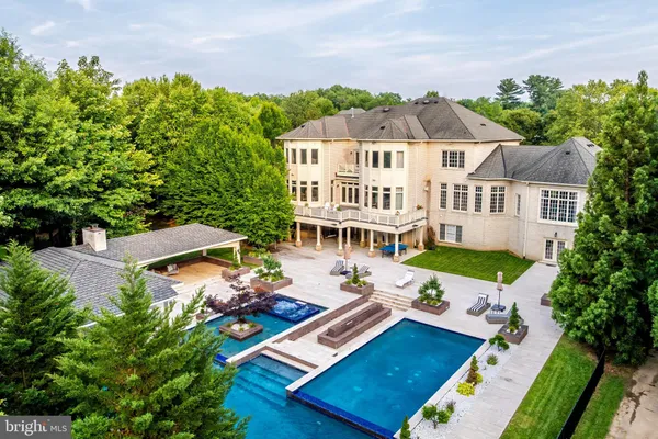 $30,000 | 860 Nicholas Run Drive, Great Falls, VA 22066