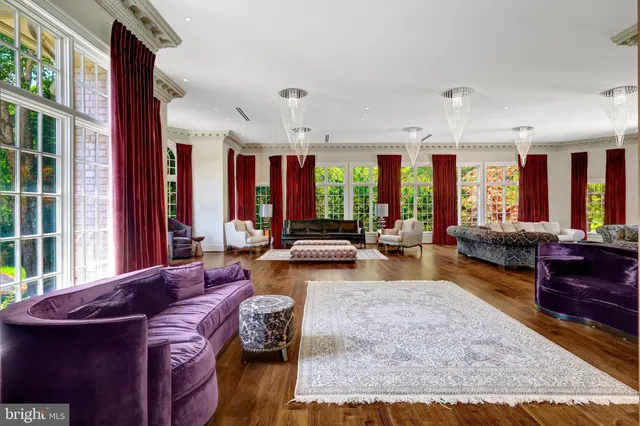 $30,000 | 860 Nicholas Run Drive, Great Falls, VA 22066