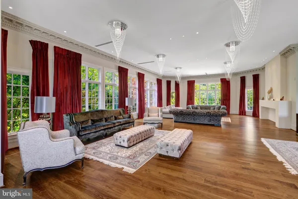 $30,000 | 860 Nicholas Run Drive, Great Falls, VA 22066