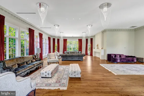 $30,000 | 860 Nicholas Run Drive, Great Falls, VA 22066