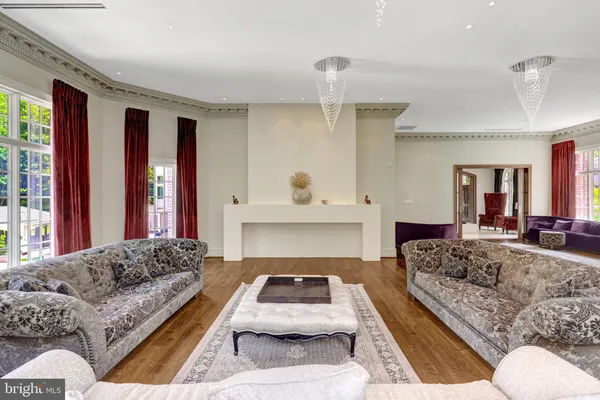 $30,000 | 860 Nicholas Run Drive, Great Falls, VA 22066