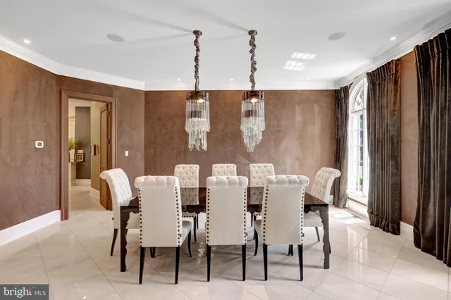 $30,000 | 860 Nicholas Run Drive, Great Falls, VA 22066