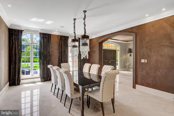 $30,000 | 860 Nicholas Run Drive, Great Falls, VA 22066