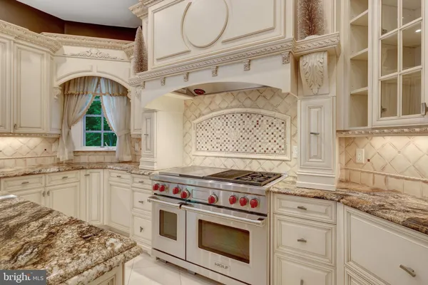 $30,000 | 860 Nicholas Run Drive, Great Falls, VA 22066