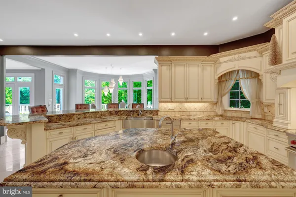 $30,000 | 860 Nicholas Run Drive, Great Falls, VA 22066