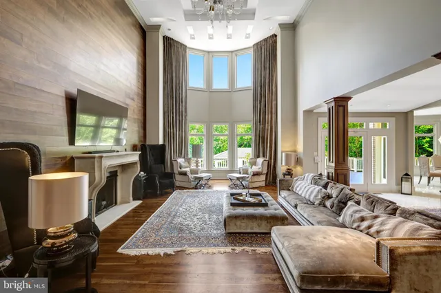 $30,000 | 860 Nicholas Run Drive, Great Falls, VA 22066