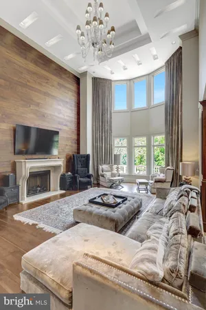 $30,000 | 860 Nicholas Run Drive, Great Falls, VA 22066