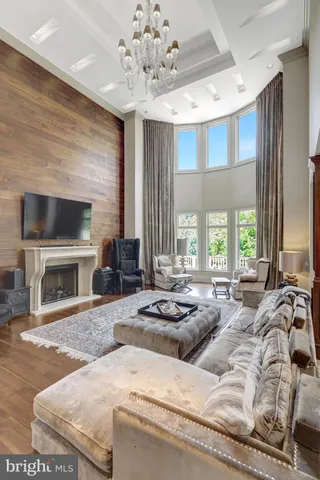 $30,000 | 860 Nicholas Run Drive, Great Falls, VA 22066