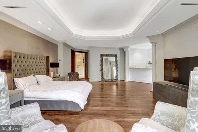 $30,000 | 860 Nicholas Run Drive, Great Falls, VA 22066