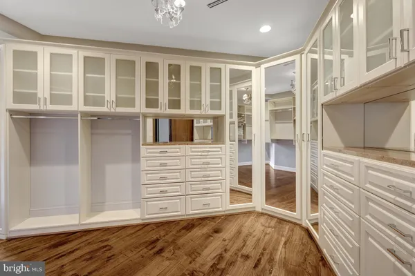 $30,000 | 860 Nicholas Run Drive, Great Falls, VA 22066