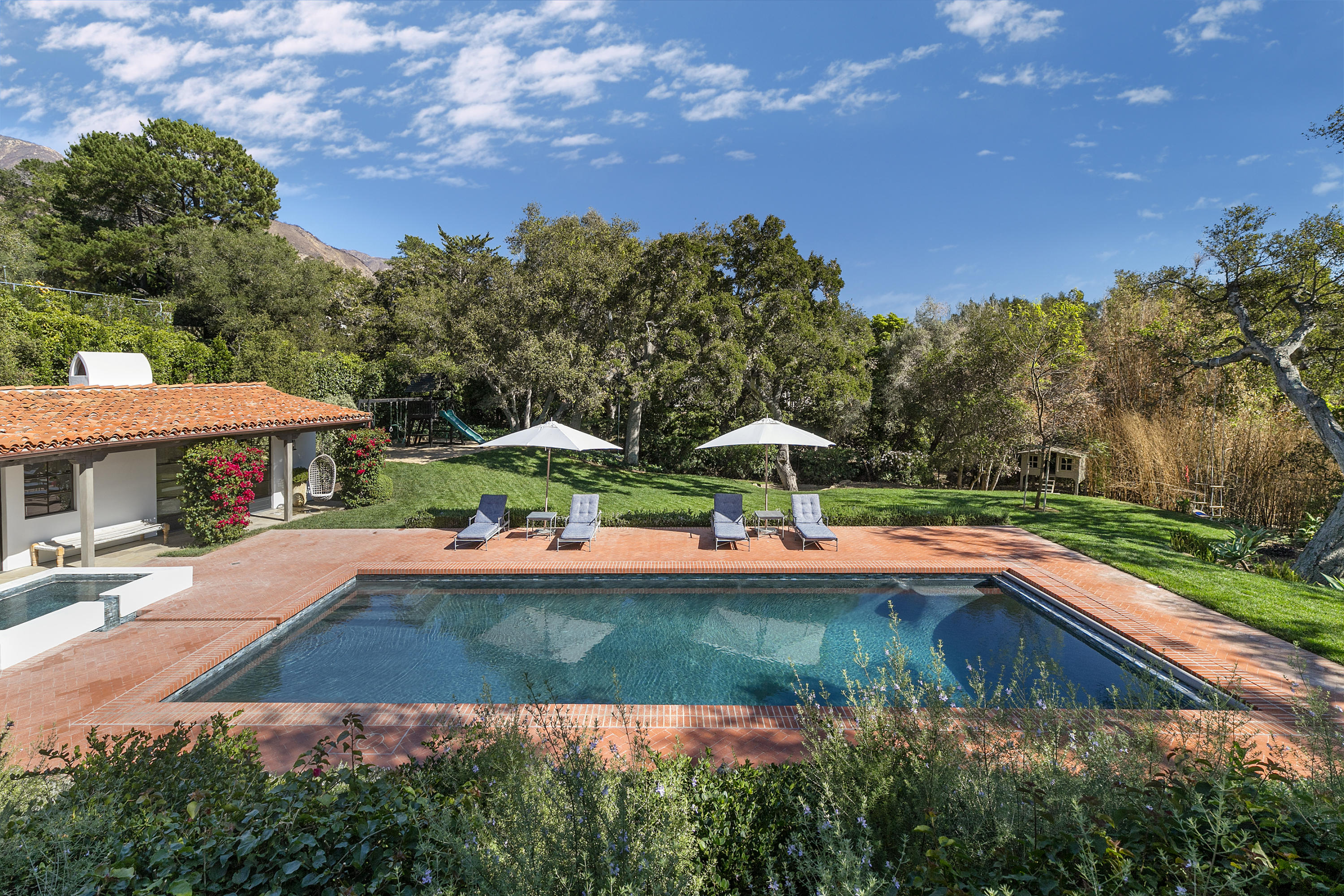 770 Via Manana Montecito, CA 93108 - Photo 12 of 15 Pool & Cabana