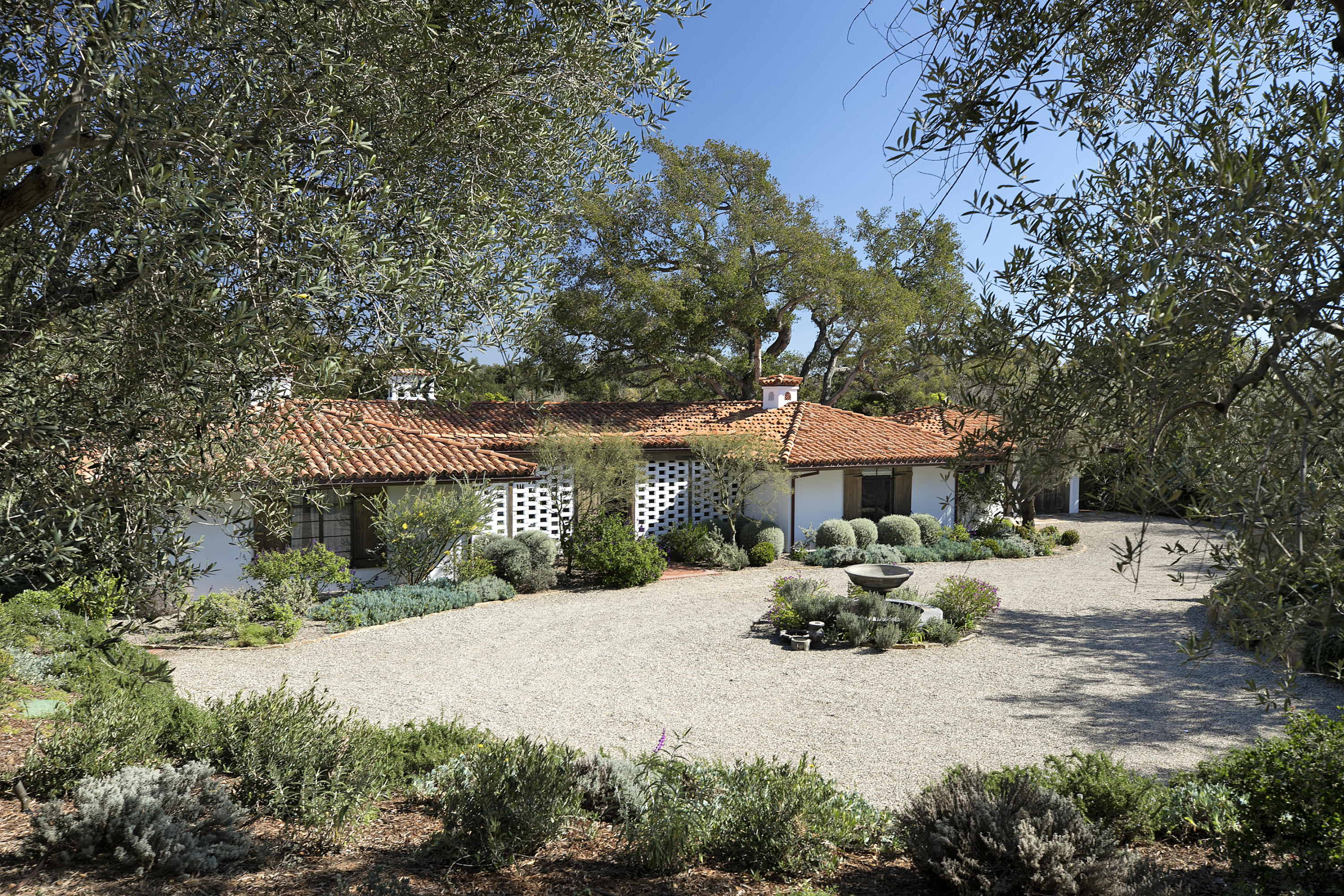 770 Via Manana Montecito, CA 93108 - Photo 15 of 15 Front of Residence