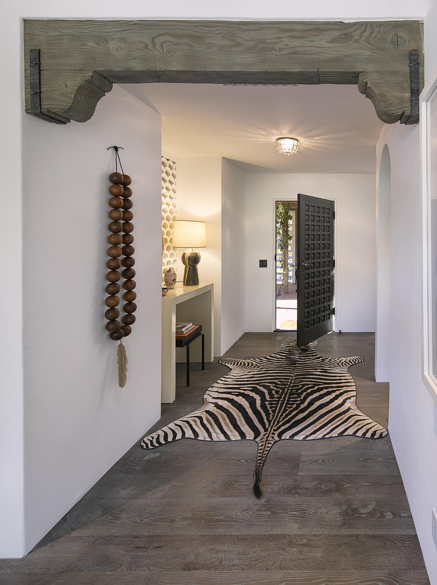 770 Via Manana Montecito, CA 93108 - Photo 4 of 15 Foyer