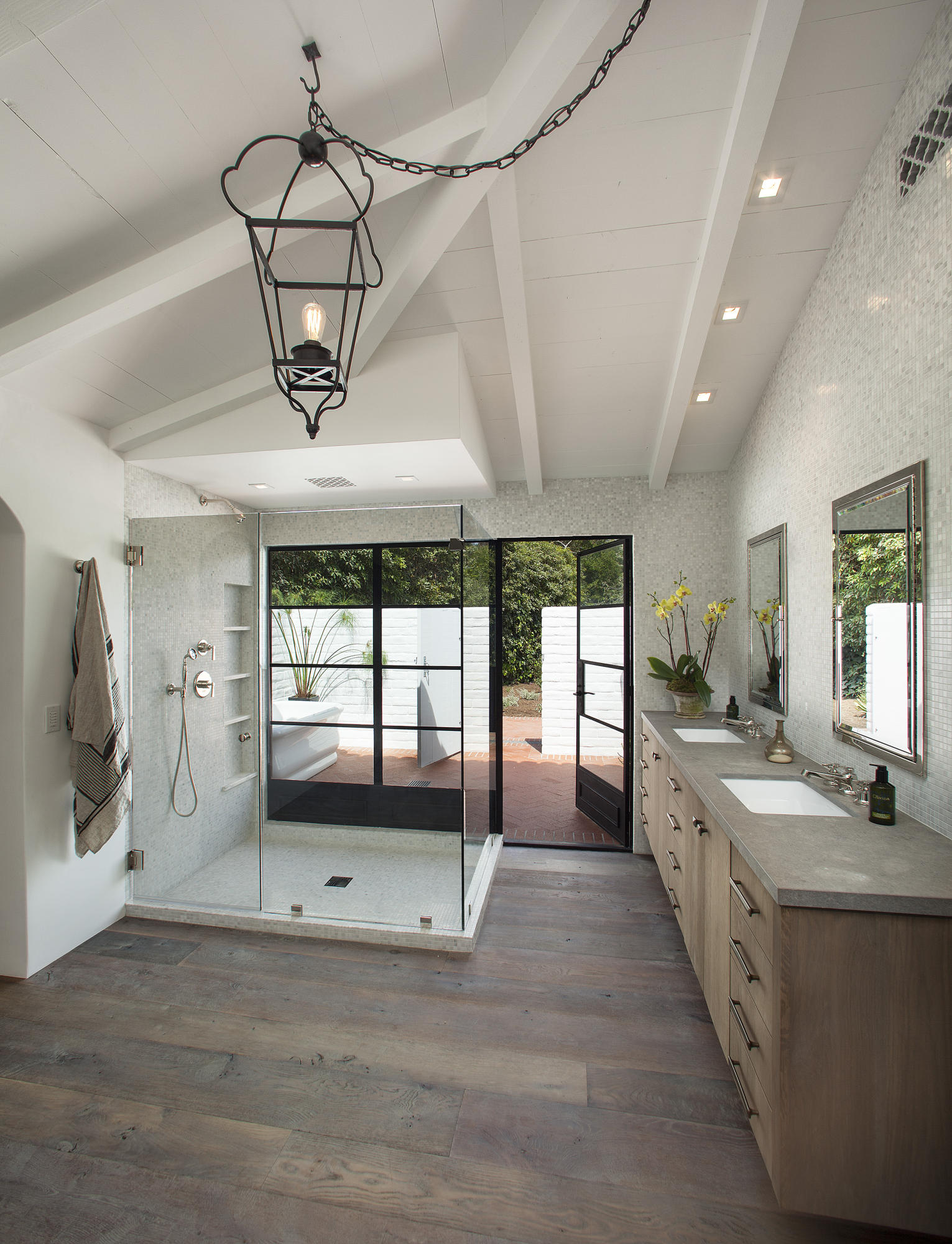 770 Via Manana Montecito, CA 93108 - Photo 7 of 15 Master Bath