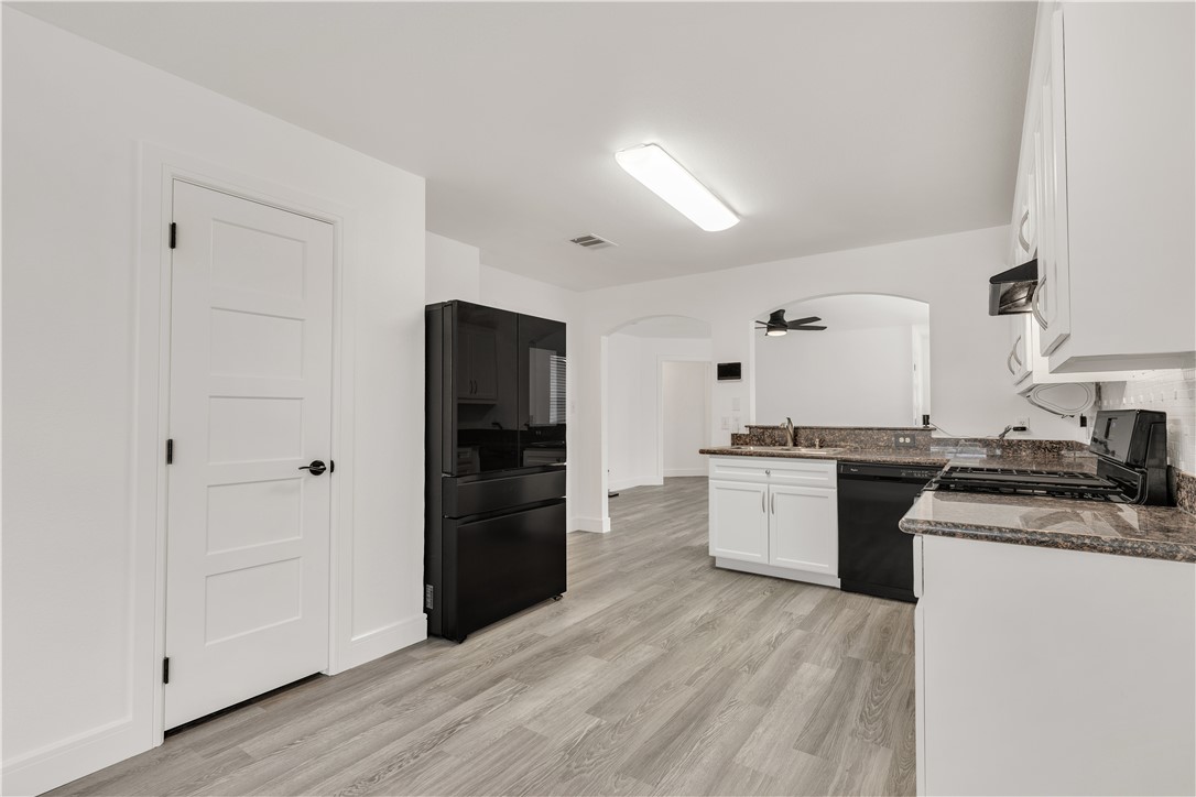 1108 Cottage Grove Circle Bryan, TX 77801 - Photo 17 of 29