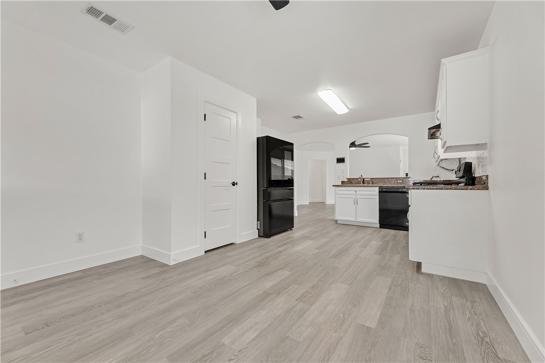 1108 Cottage Grove Circle Bryan, TX 77801 - Photo 4 of 29