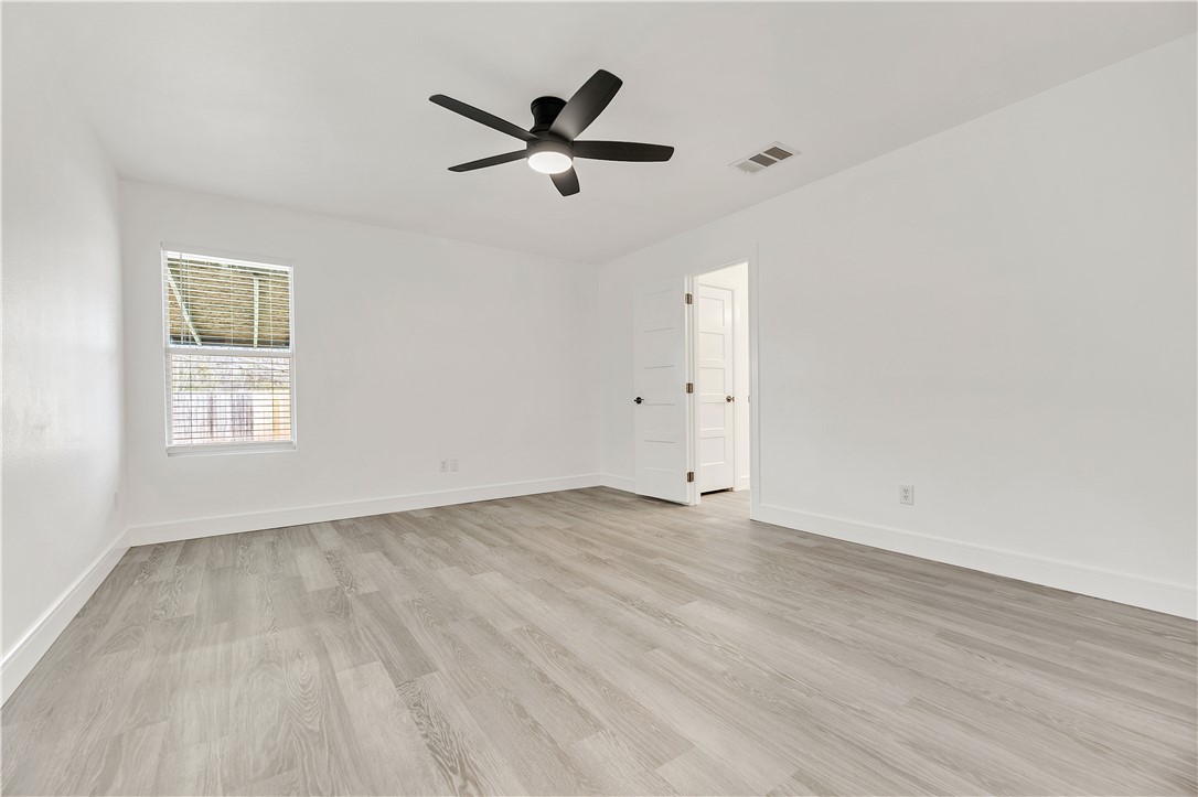 1108 Cottage Grove Circle Bryan, TX 77801 - Photo 5 of 29