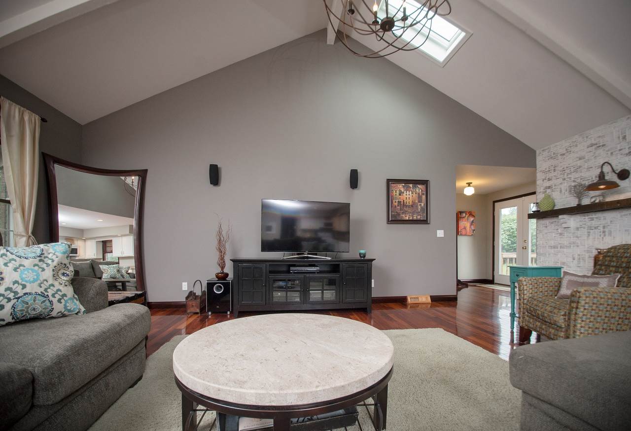 6800 Sharon Road Newburgh, IN 47630 - Photo 2 of 28 Gallery Image 2