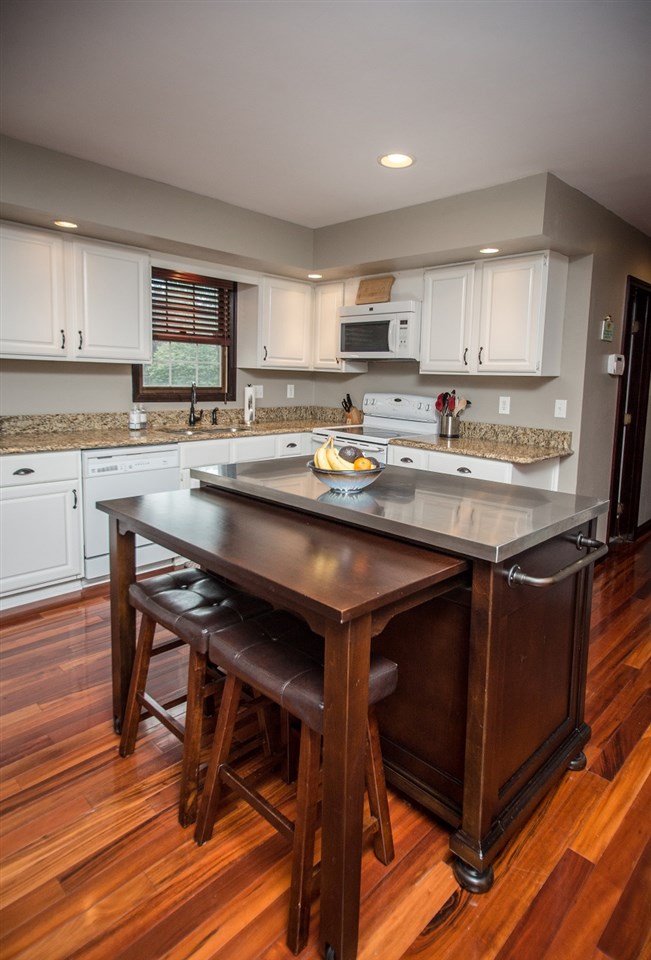 6800 Sharon Road Newburgh, IN 47630 - Photo 8 of 28 Gallery Image 8