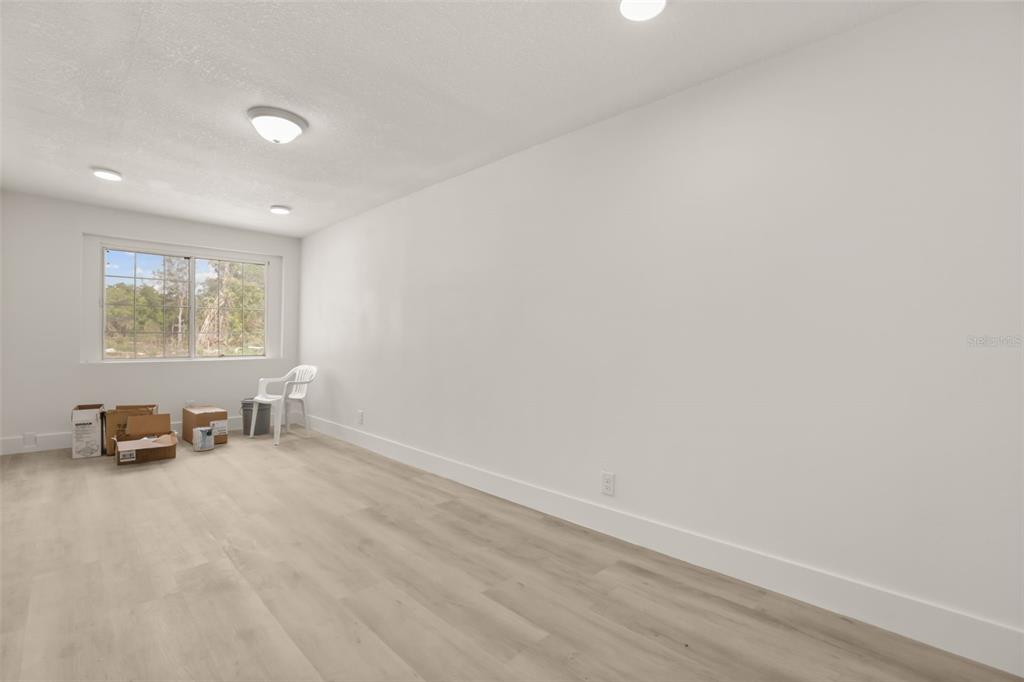 127 Leon Street Altamonte Springs, FL 32701 - Photo 12 of 31 Gallery Image 12