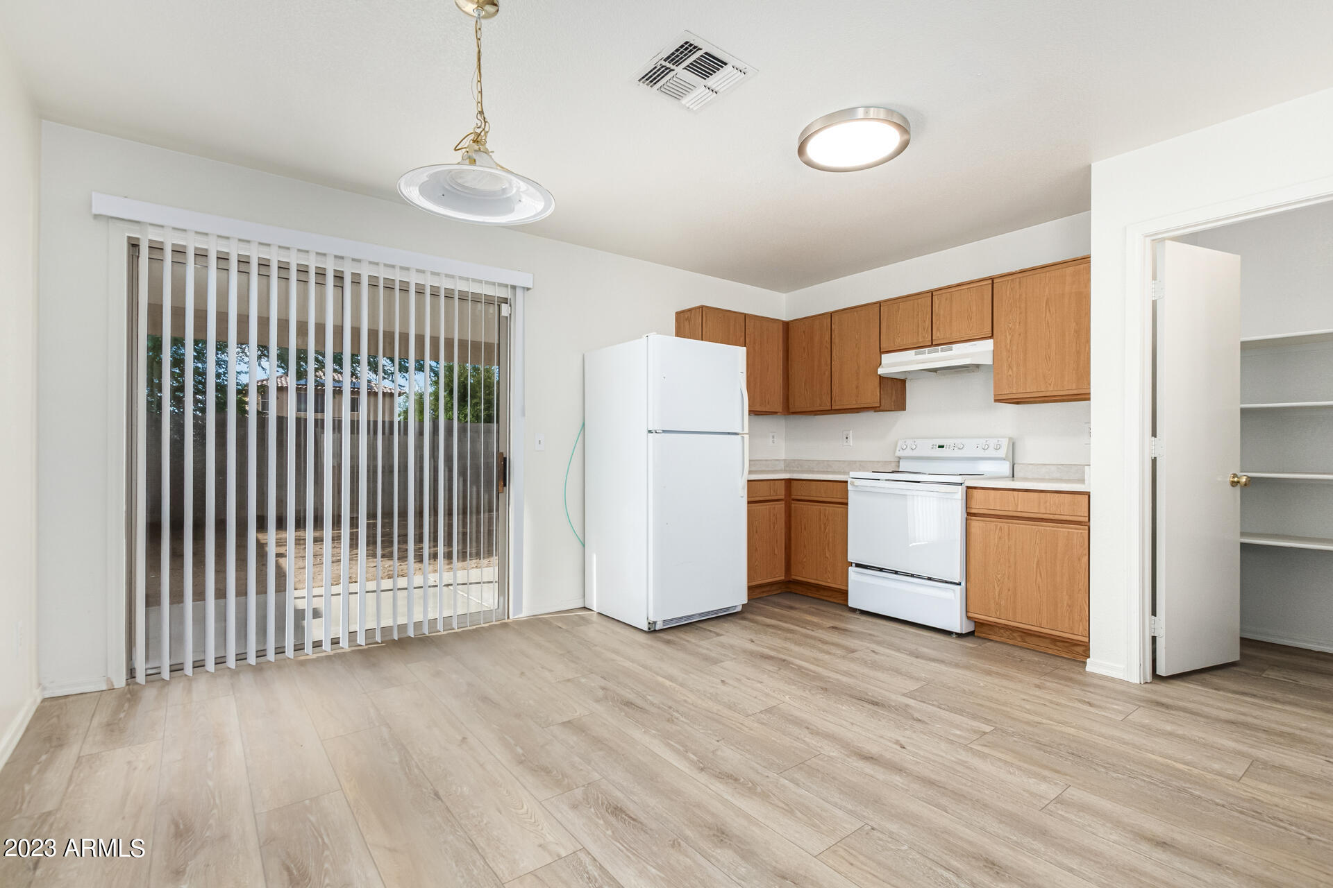 11841 West Wethersfield Road El Mirage, AZ 85335 - Photo 13 of 30 13 - Wetherside