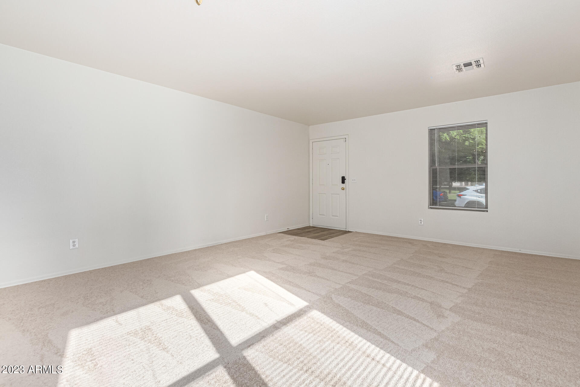 11841 West Wethersfield Road El Mirage, AZ 85335 - Photo 9 of 30 08 - Wetherside