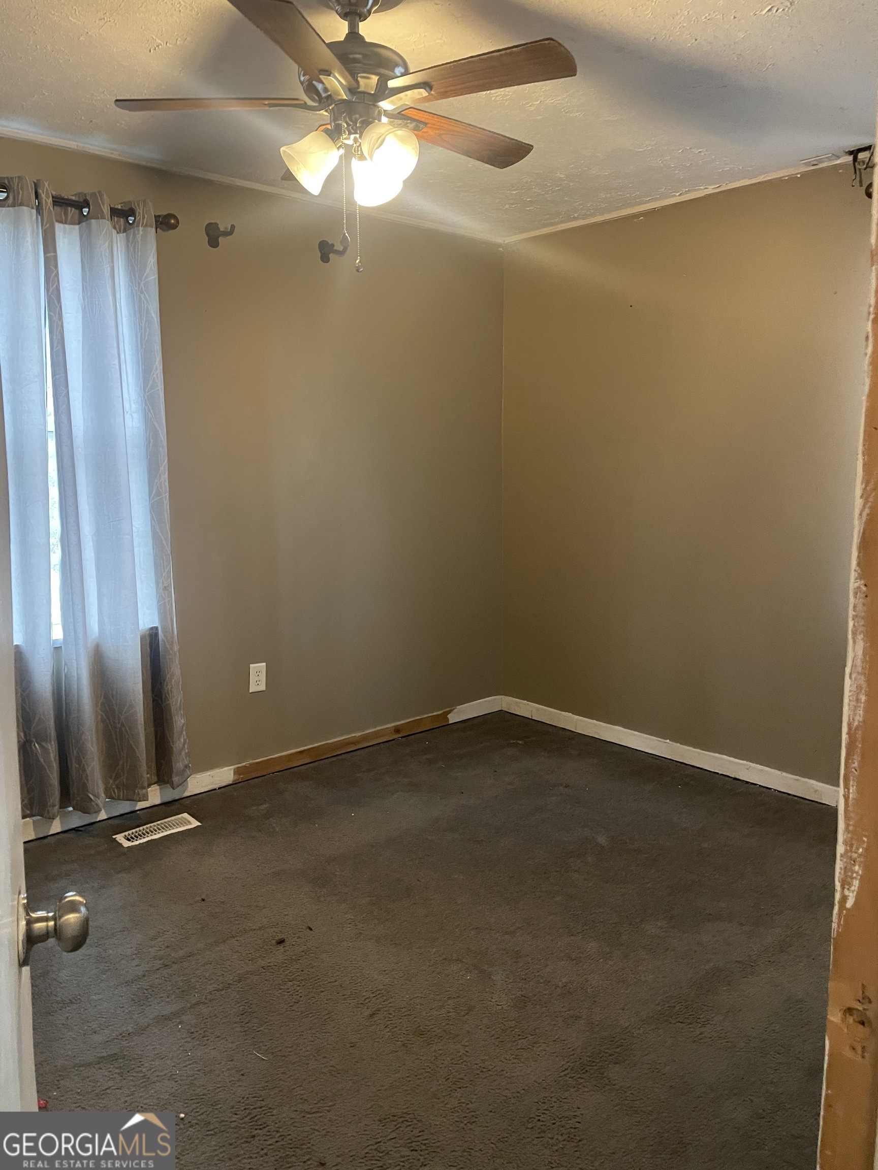 124 Harper Street Jackson, GA 30233 - Photo 25 of 32