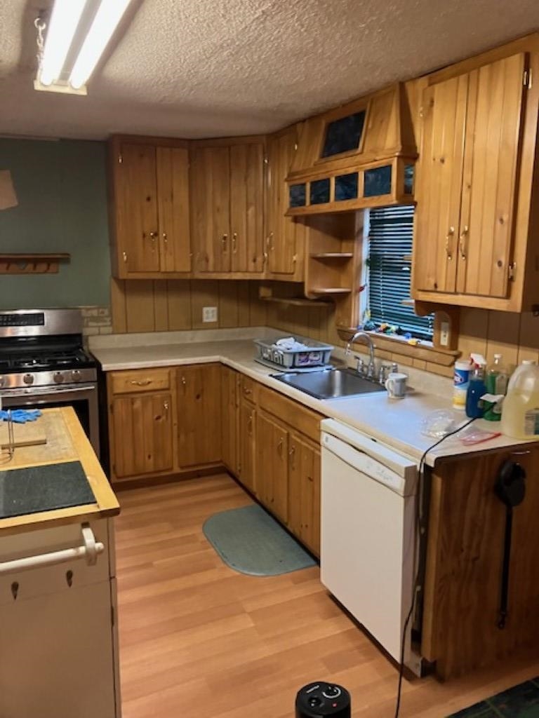 148 East Main Street Lunenburg, VT 05906 - Photo 8 of 13