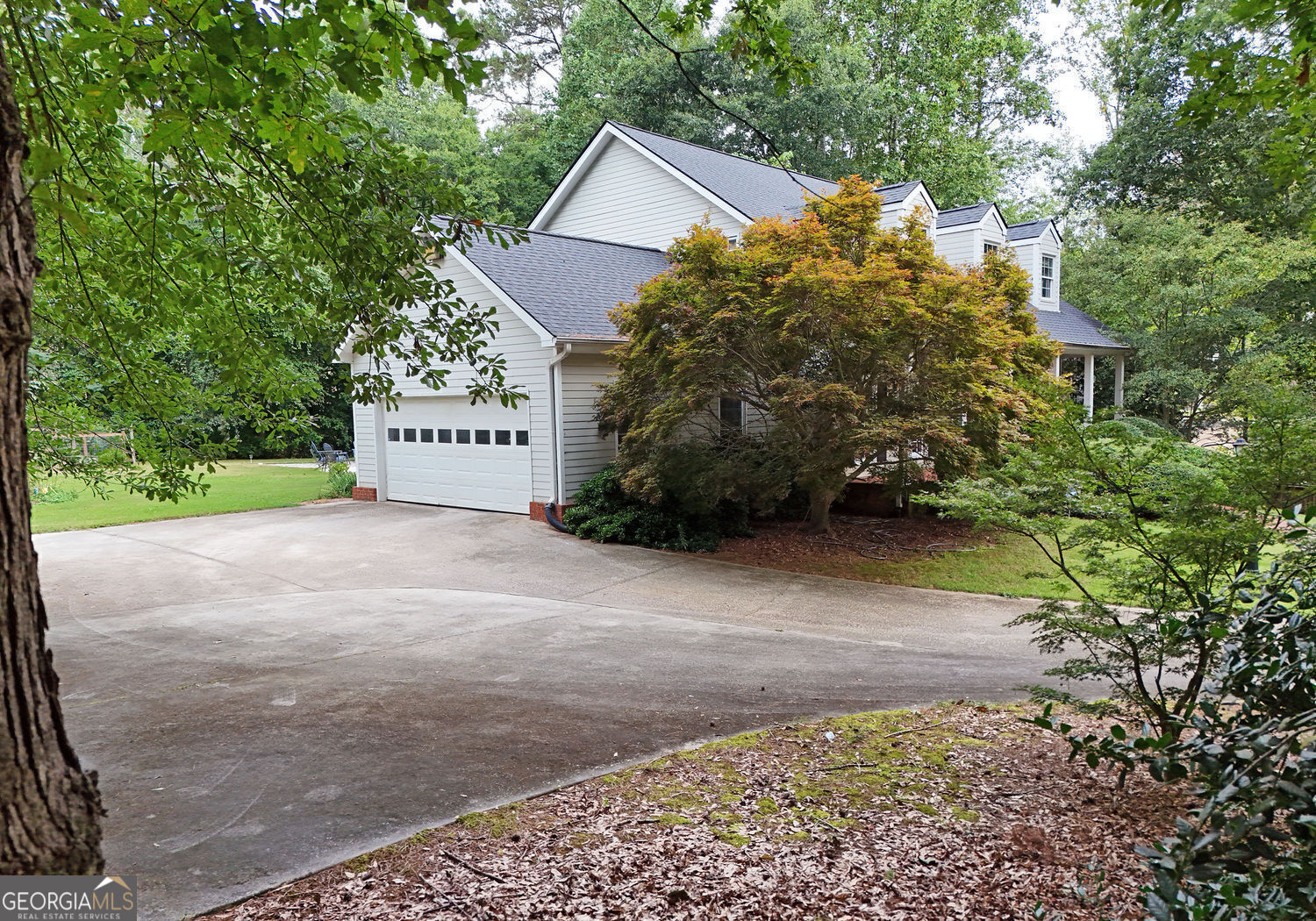 919 Deer Chase Toccoa, GA 30577 - Photo 53 of 62 a view of a street with a trees