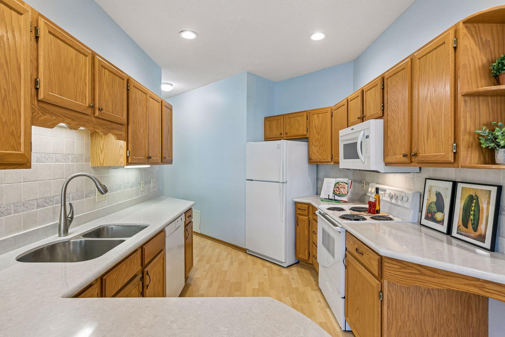 6936 Inverness Court, Unit 23 Inver Grove Heights, MN 55077 - Photo 15 of 44 Gallery Image 15