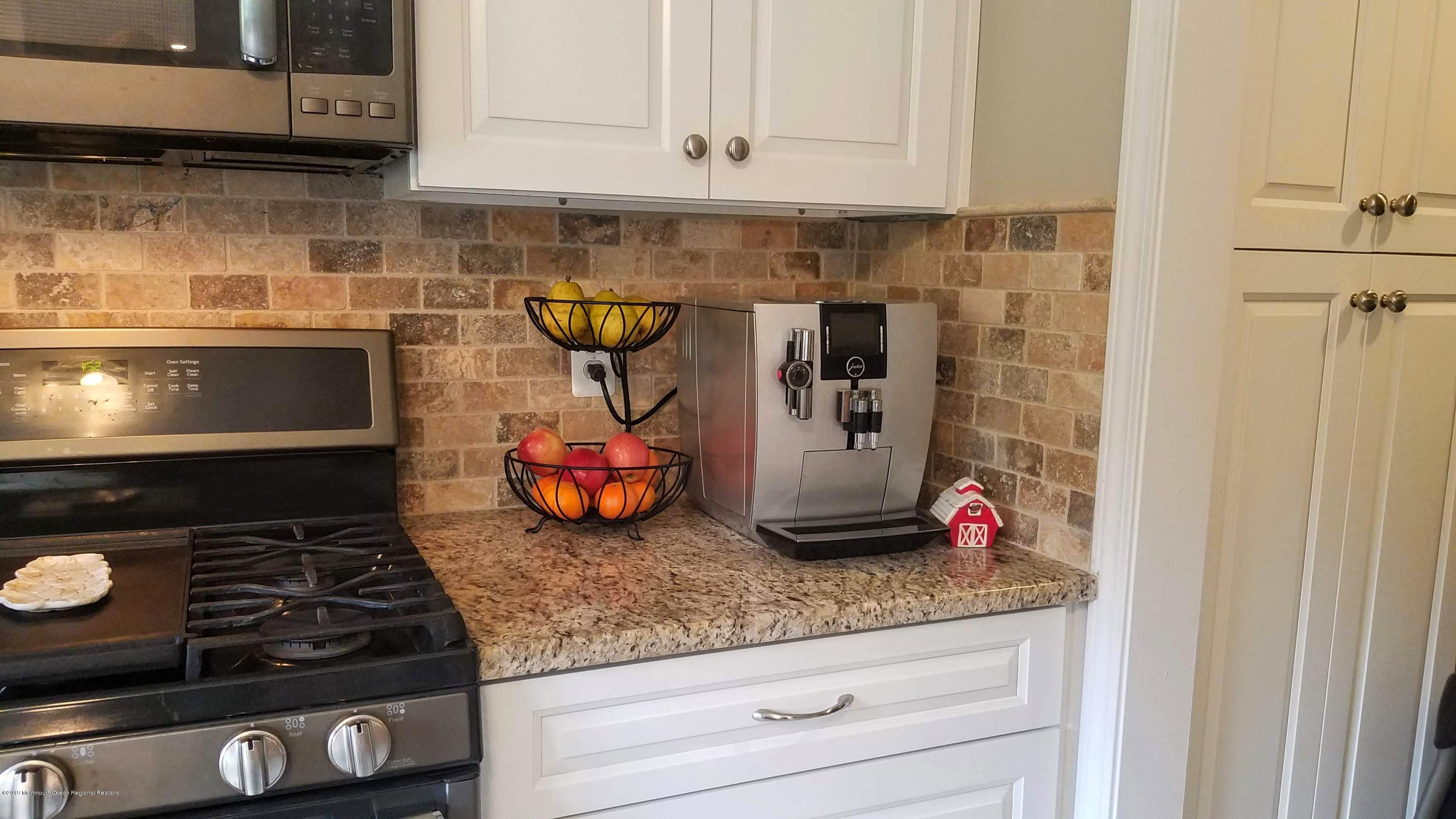 646 Thiele Road Brick, NJ 08724 - Photo 16 of 54 image (64)