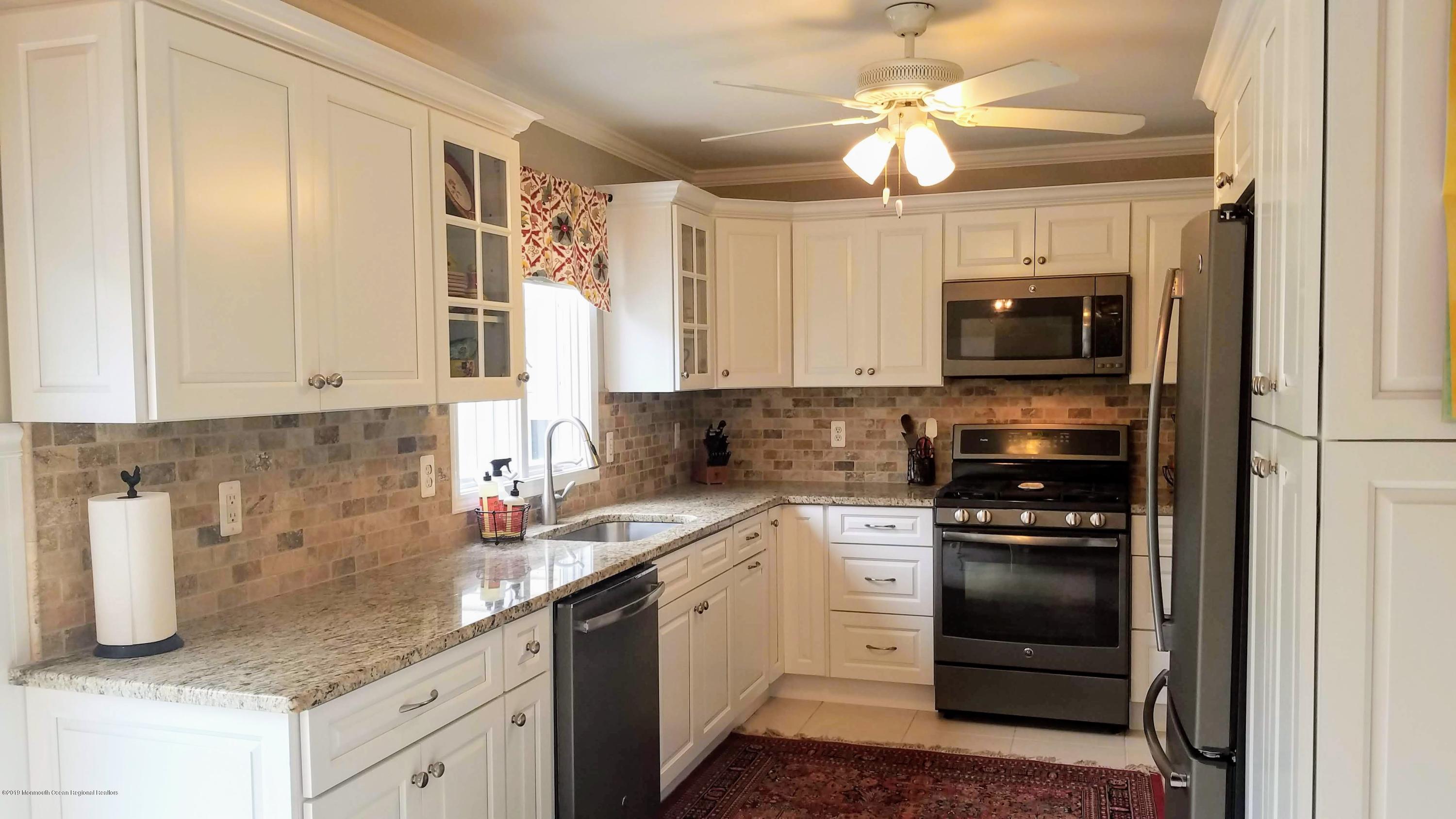 646 Thiele Road Brick, NJ 08724 - Photo 10 of 54 image (68)