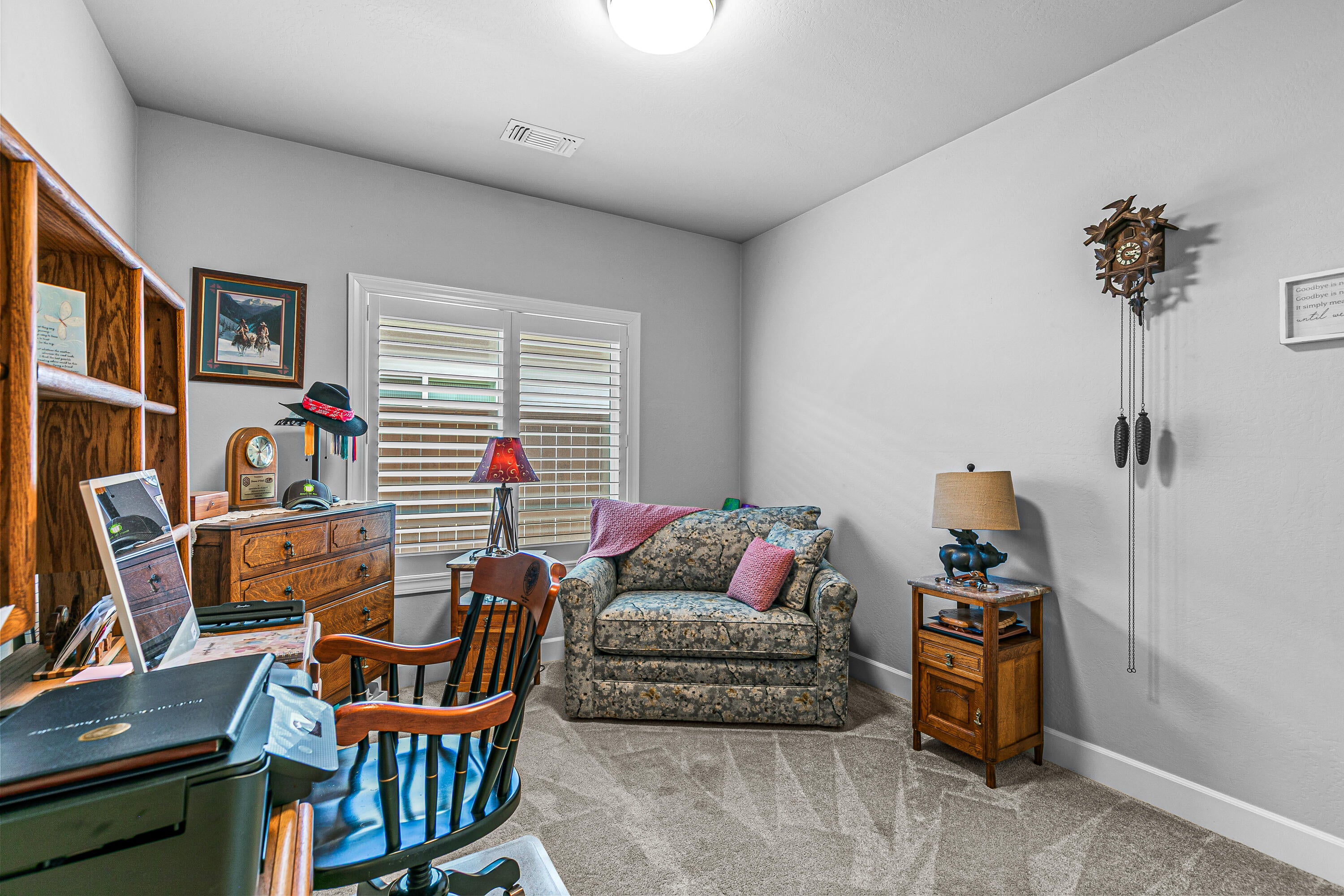 448 Cheney Loop Central Point, OR 97502 - Photo 23 of 24 9R9A8989